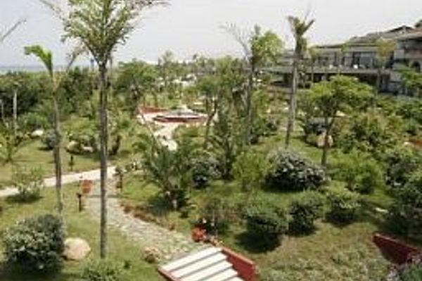 Fiesta Sicilia Resort (Campofelice di Roccella)